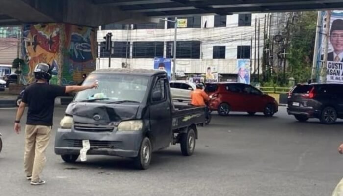 Tak Berkutik, Sang Sopir Dicegat Warga Usai Tabrak Lari