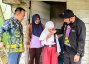 Ikut Andil Cegah Stunting, H Sudian Noor Blusukan Beri Bantuan Makanan Tambahan 11 Ikut Andil Cegah Stunting, H Sudian Noor Blusukan Beri Bantuan Makanan Tambahan