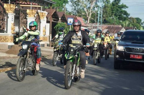 13 3klm pj bupati hss jpg