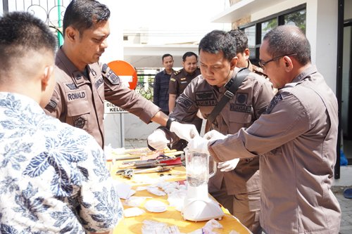 6 Kejari blender sabu 3klm