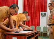 Wali Kota Banjarbaru Tandatangani Perjanjian Kinerja 26 Wali Kota Banjarbaru Tandatangani Perjanjian Kinerja