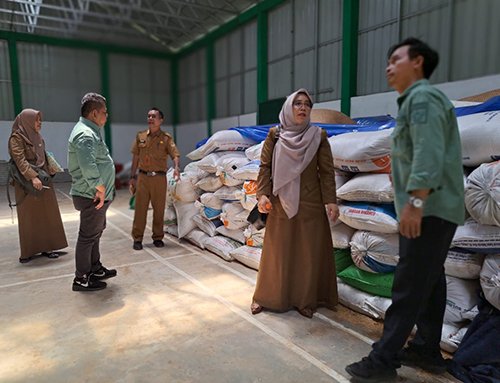 DPKP Kalsel-DKPP Banjar Pantau Stok Cadangan Pangan 1 Hal 2 Martapura 4 klm