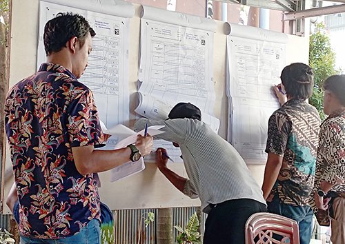 Hal 9 Foto ilustrasi penghitungan suara diTPS