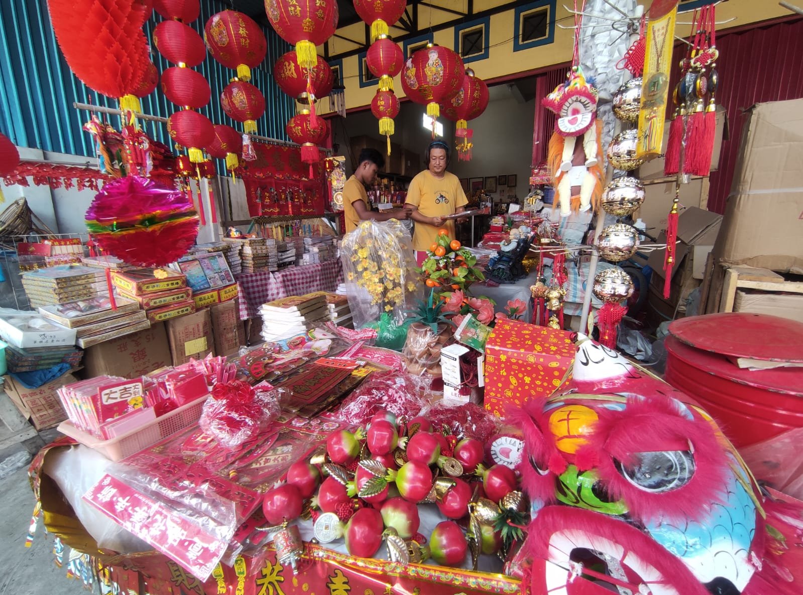 Pernak-Pernik Imlek Bertema Naga Kayu Laris Manis 1 IMG 20240205 WA0028