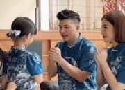 Rayakan Imlek, Chelsea Olivia Bagi-bagi Angpao