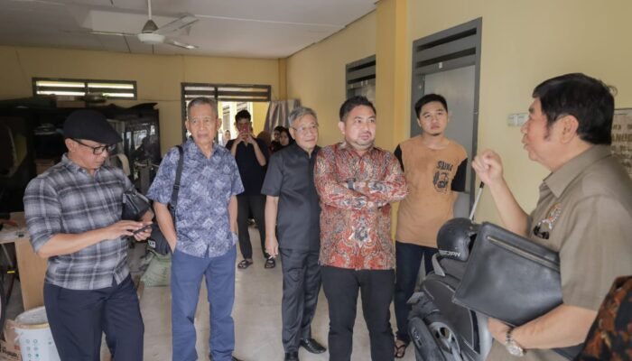 Kunjungi Asrama Mahasiswa Kalsel Hasanuddin HM di Surabaya, Komisi II DPRD Kalsel Berharap Pembaharuan Fasilitas