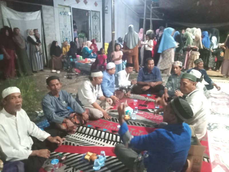 Warga Tatah Makmur Gelar Syukuran #pemilihtanpamahar 1 IMG 20240217 221344