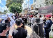 Massa KMPD Demo KPU Kalsel, Ini yang Diserukan
