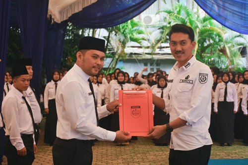 “Bekerja untuk Regenerasi Kita ke Depan”927 PPPK Lingkup Pemkab Banjar Dilantik 1 1 3 klm 55 cm Kontrak Martapura 12 Lantik PPPK