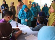 Acil Odah Hadirkan Kebahagiaan Bagi Warga Jejangkit Salurkan Bantuan, Berobat Gratis hingga Pasar Murah