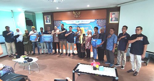 Berbagi Ramadhan,Pelindo Sub Regional 3 Kalimantan Salurkan Rp1,3 Milyar ke Masyarakat 1 8 4klm 3
