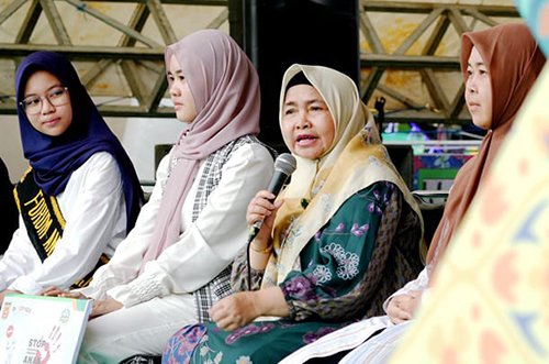 Kasus Kekerasan Anak dan Perempuan Cukup Tinggi, DP3APMP2KB Gelar Kampanye 1 Hal 10 3 KLm Kontrak 1