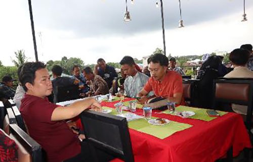 Hal 13 Tabalong Adv 1 3 klm