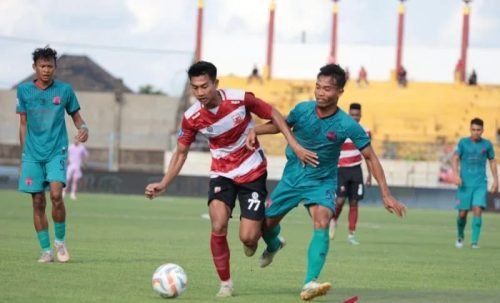 Madura United Ramaikan Persaingan Empat Besar, Persita Semakin Terbenam di Zona Degradasi 1 IMG 20240306 WA0033 e1709730828642