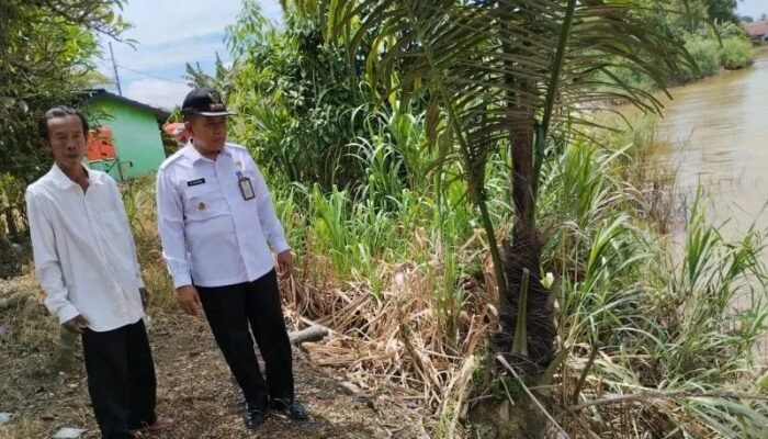 Longsor di Banua Lawas Ancam Bangunan Masjid Pusaka di Tabalong