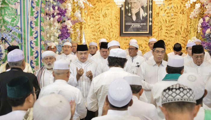 Ketua DPRD Kalsel Supian HK Bangga, Uhkuwah Islamiah Terjaga dan Tercermin di Haul Datu Kalampayan ke-218