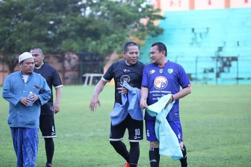 Hal 12 HSS 1 3 klm 6