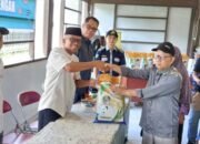Kaban Kesbangpol Kalteng Salurkan 3.500 Paket BerasMurah di Pahandut