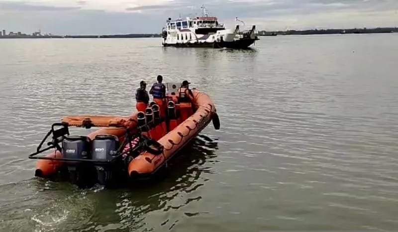 ABK Kapal Asal China Jatuh di Perairan Pulau Sembilan Kotabaru 1 IMG 20240408 WA0016