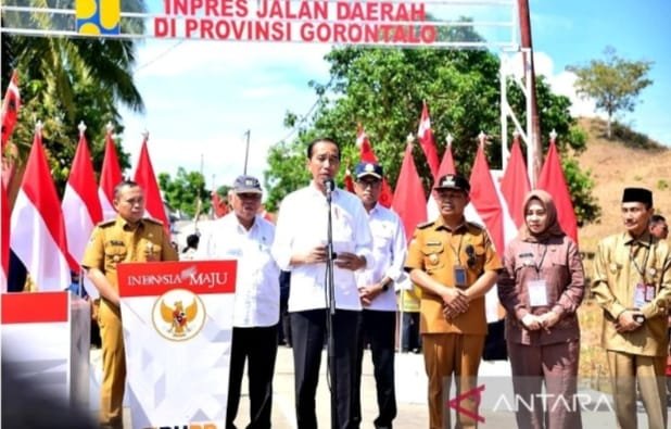 Presiden Jokowi Resmikan Inpres Jalan Daerah di Gorontalo 1 IMG 20240422 WA0021