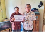 UPZ Bank Kalsel Bantu Biaya Pengobatan Katarak Sani 34 UPZ Bank Kalsel Bantu Biaya Pengobatan Katarak Sani