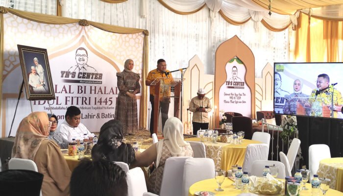 Bertabur Hadiah, Halal Bihalal YN’S Center Dihadiri Seribuan Warga