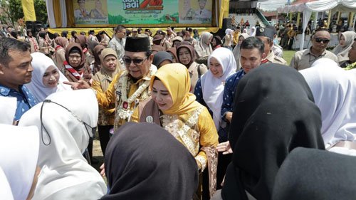 1 3 klm 5 cm hut hsu