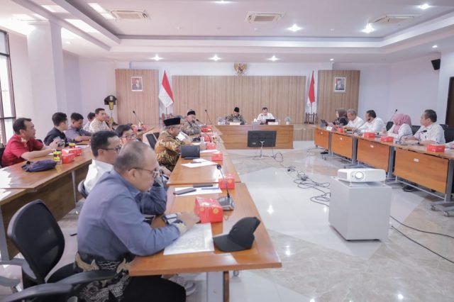 Komisi II Ingin Kerjasama Komprehensif dengan Disperindag Jatim 1 1000384371 e1715383983858