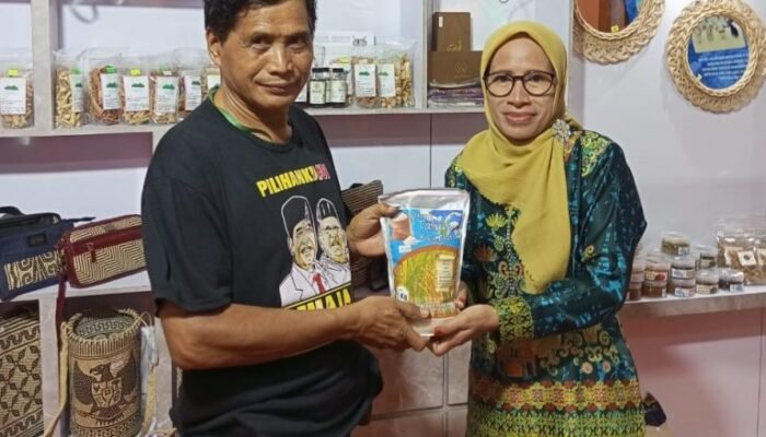 Maknyusnya Beras Talun Koyem Asal Barito Utara