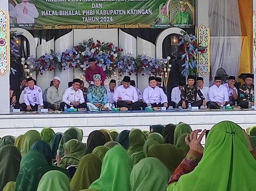 500 Lebih Anggota Muslimat NU se - Kalteng Hadiri Harlah Ke -78 1 15 katingan 7