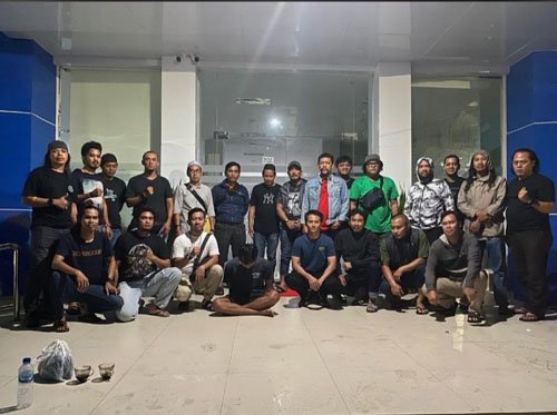 5 HL Kabur ke Kandangan 3klm