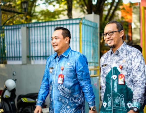 Aditya Ajak Siswa-Guru Wujudkan Sekolah Berkualitas, Kreatif, dan Inovatif 1 Hal 10 3 Klm BJB 2 5