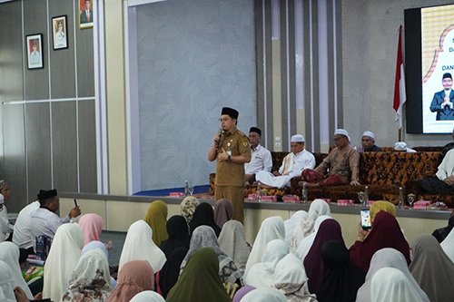 Aulia Lepas Ratusan Calon Jemaah Haji HST 1 Hal 2 Barabai 4 klm 3