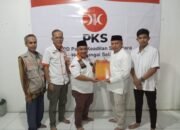 Lamar PKS, Kader Nasdem Yopie Alfiani Daftar Bacawabup HSS