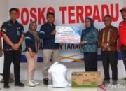 ASDP Salurkan Bantuan untuk Korban Banjir Bandang Tanah Datar 28 ASDP Salurkan Bantuan untuk Korban Banjir Bandang Tanah Datar