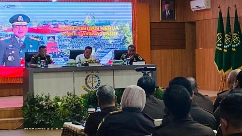 Wakil Jaksa Agung Bersama Tim Datang ke Kejati Kalsel, Ini Tujuannya 1 WhatsApp Image 2024 05 02 at 17.09.30 2 e1714642635867