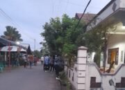 Jenazah Mantan Bupati HSU H Abdul Wahid Dimakamkan di Amuntai 15 Jenazah Mantan Bupati HSU H Abdul Wahid Dimakamkan di Amuntai