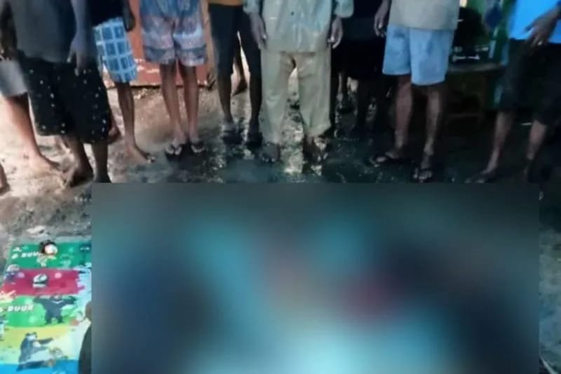 Satu Keluarga Tewas Tertimbun Longsor 1 1000419647