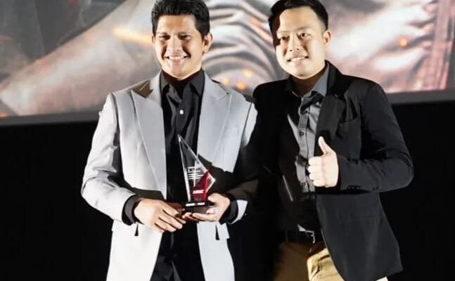 Aktor Laga Iko Uwais Terima Apresiasi NEXT 2024 dan Brand Ambassador Sorex Man