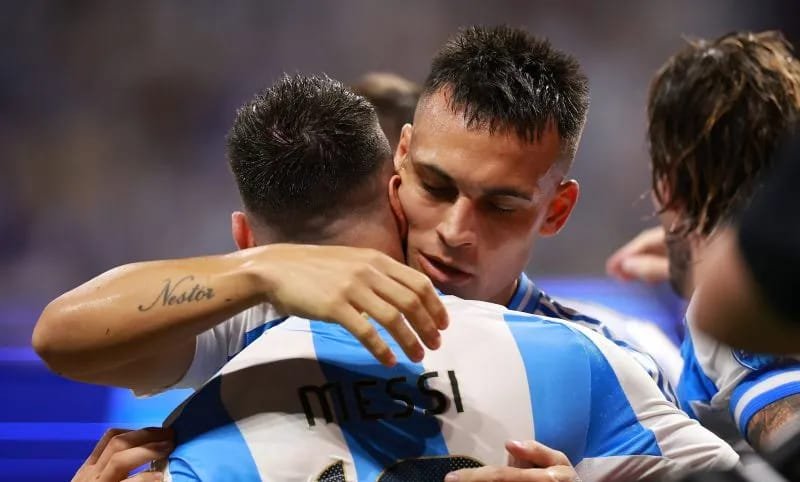 Alvarez dan Lautaro Bawa Argentina Bungkam Kanada 2-0 di Copa America 1 1000440308