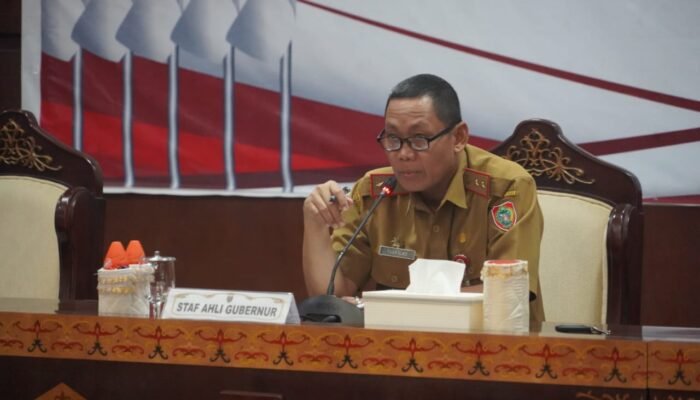 Staf Ahli Gubernur Yuas Elko Pimpin Rapat Persiapan Kunker Presiden RI ke Kalimantan Tengah.