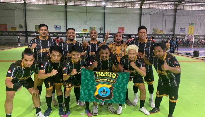 Tim Jurnalis Polresta Banjarmasin Juara Ketiga di Kapolda Cup 2024