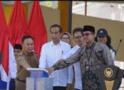 Presiden Jokowi Didampingi Gubernur Sugianto Resmikan Pembangunan, Rehabilitasi dan Renovasi Sapras Pendidikan di Kalteng