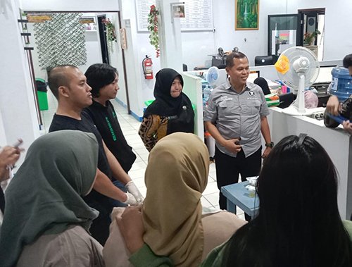 Hal 10 3 Klm Jurnalis