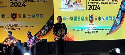 Kayu Manis Loksado dan Gula Merah Bubuk Dipromosikan di Misi Dagang Internasional 1 Hal 12 HSS 3 klm 10