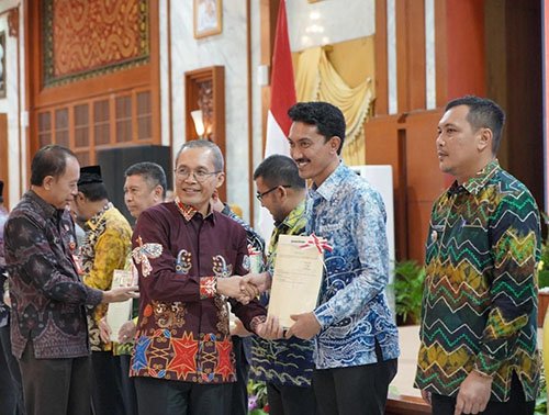 Hal 16 4 Klm Martapura Pemberantasan korupsi