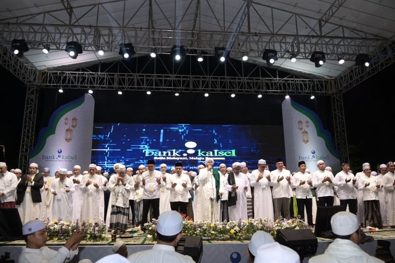 Sukses Gelar Bank Kalsel Bershalawat, Tokoh Agama di Banua Mengapresiasi 1 IMG 20240606 WA0003 e1717628974955