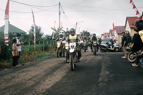 1 35 klm Kontrak Pemprov 3 Turdes hari ke 3 Paman Birin temui warga