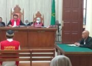 Terdakwa Kasus Narkoba Jaringan Internasional Fredy Pratama Dihukum 20 Tahun Penjara 10 Terdakwa Kasus Narkoba Jaringan Internasional Fredy Pratama Dihukum 20 Tahun Penjara