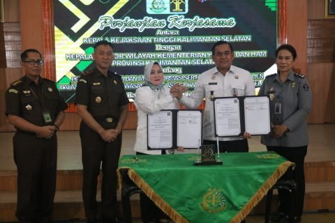 Kanwil Kemenkumham Kalsel dan Kejaksaan Tinggi Kalsel Sinergi dalam Pengawasan Orang Asing 1 1000468813 e1720662367556